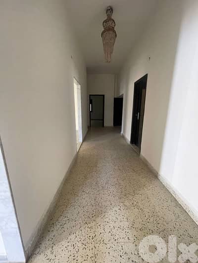 Apartment for sale in biakout شقة للبيع في بياقوت