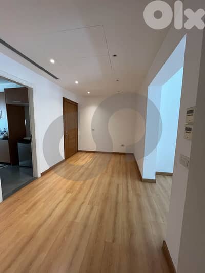 Ready Move In  Elegant , Beirut-Manara/المنارة - بيروت REF#IZ134924