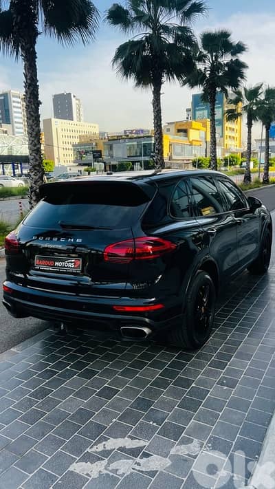 Porsche Cayenne 2017 Platinum Edition