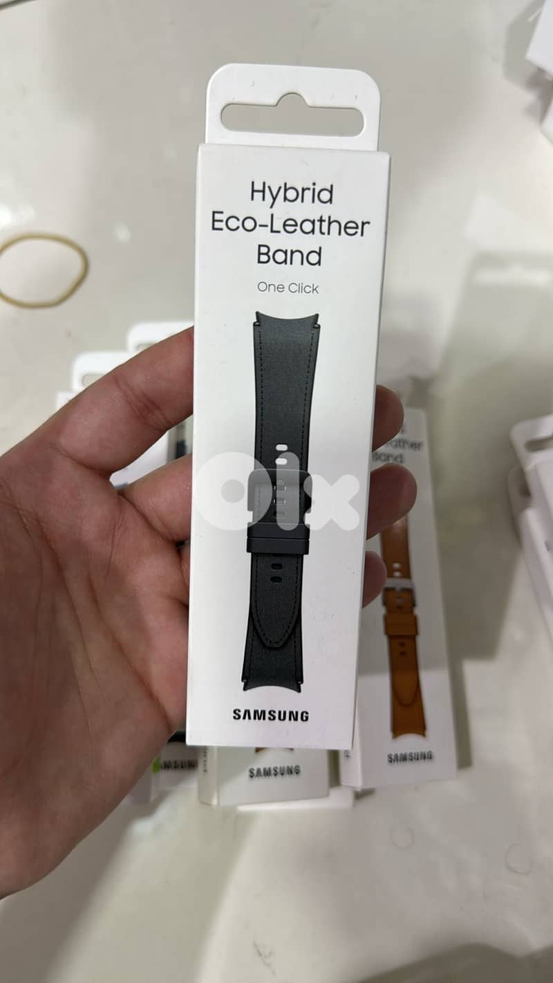 Samsung hybrid Eco-leather band black 0