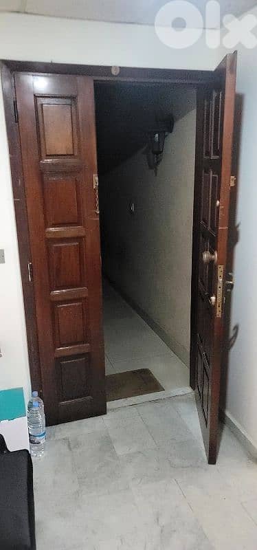 door with all accessories باب مدخل 3