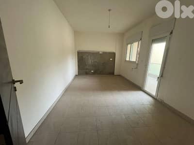 Apartment for Sale in Amchit 140m² ONLY for 95K في عمشيت