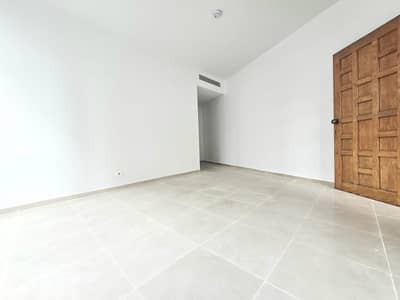 RAO26-4995 Office for Rent – Achrafieh (Main Road | Prime Location) RAO26-4995 Office for Rent – Achrafieh (Main Road | Prime Location)
