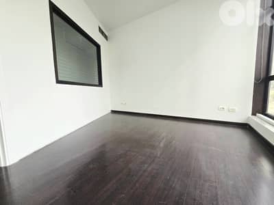RAO26-4996 Office 110 m² for Rent – Achrafieh (Prime Location) RAO26-4996 Office 110 m² for Rent – Achrafieh (Prime Location)