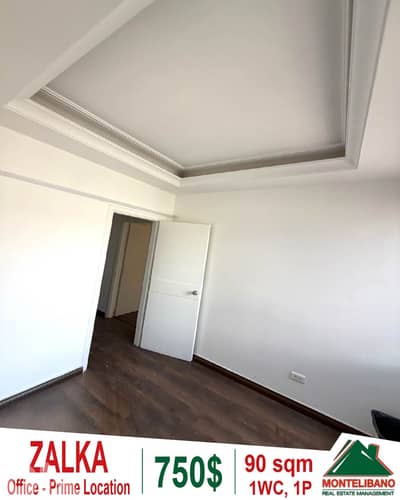 Prime Location 90 sqm Office For Rent in Zalka زلقا with Open View