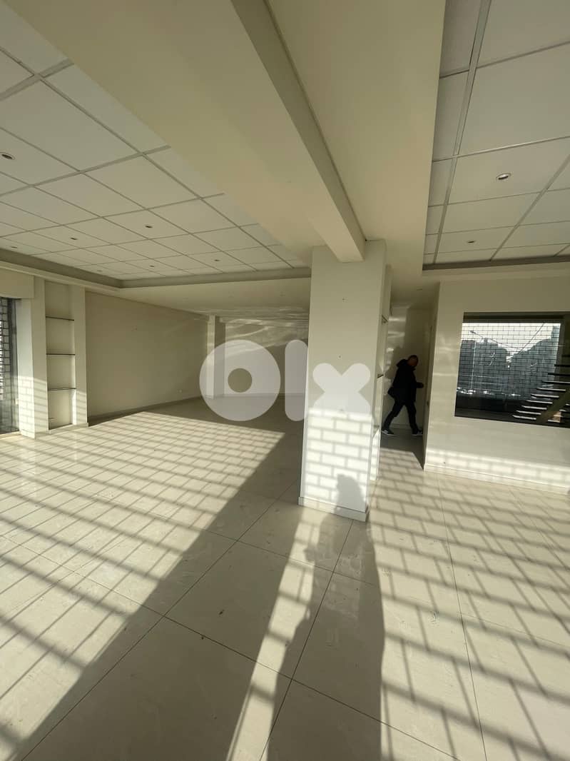 Shop for Rent in Mansourieh. 0