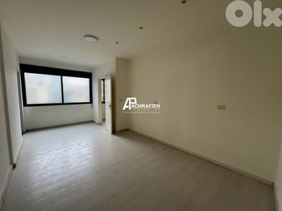 Office For Rent in Achrafieh - مكتب للأجار في الأشرفية Office For Rent in Achrafieh - مكتب للأجار في الأشرفية