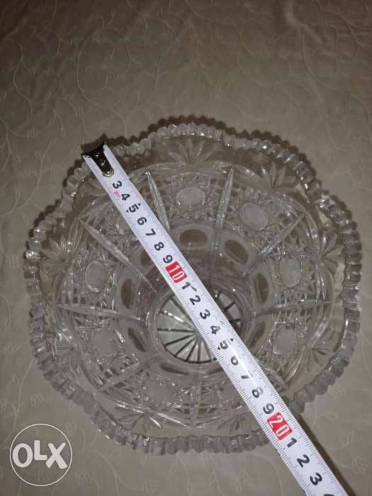 Crystal vase 100$ 2