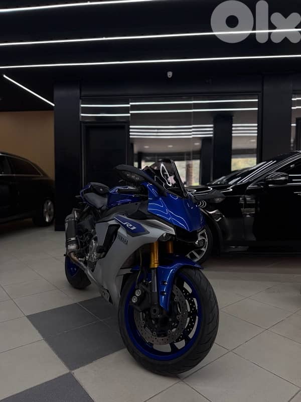 Yamaha R1 0