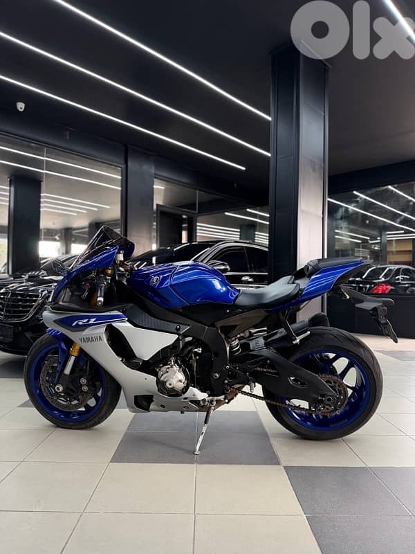 Yamaha R1 3