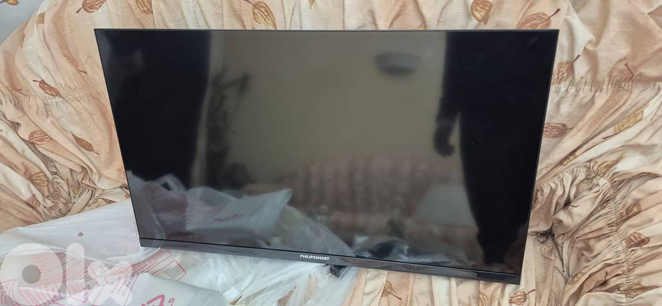 32" PhilipsSmart LED TV (Model 32P18) - Smart TV with Wi-Fi 0