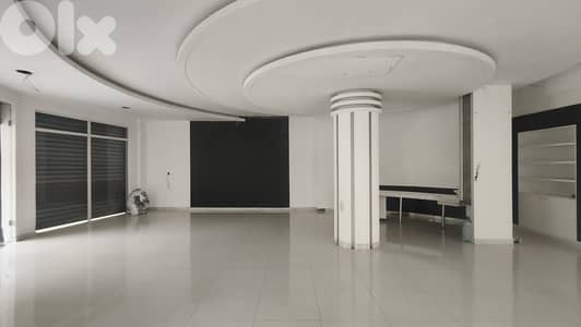RWK157MF - Shop for rent in Adonis in a prime location
