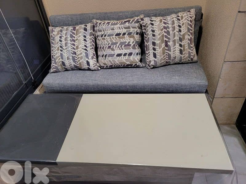 bench & Table Excellent condition 0