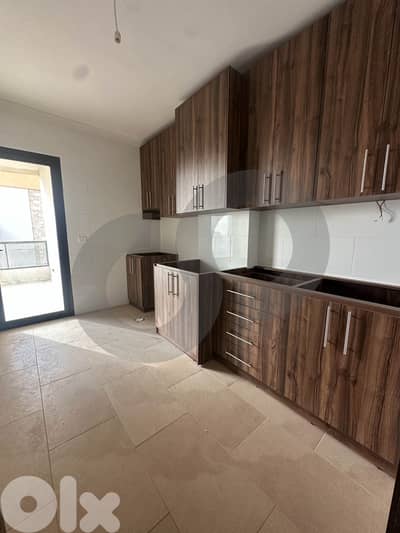 Brand new,  prime location, close to main road/amenities. REF#CO124989