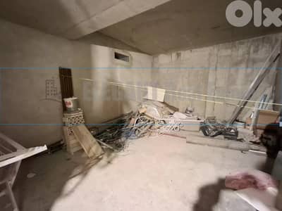 Showroom with Terrace | for Rent | Downtown | Prime Location