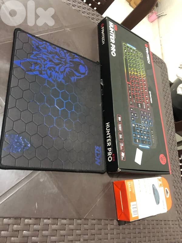 for sale (RGB  gaming keyboard + mouse + mouse pad ) 0