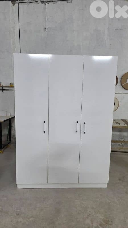 New wardrobes 3 Doors 150cm High Quality 0