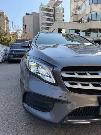 Mercedes-Benz GLA 250 AMG 4-Matic 2018 Mercedes-Benz GLA 250 AMG 4-Matic 2018