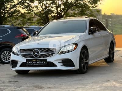 C300 model 2021 32000 miles super clean