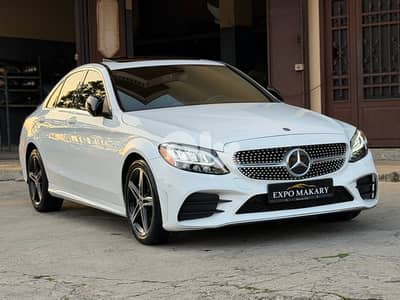 C300 model 2021 32000 miles super clean