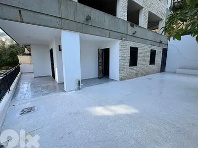 للبيع شقق في جعيتا عين ريحاني و ذوق ٢ و ٣ونوم بافضل الاسعار مع تراس