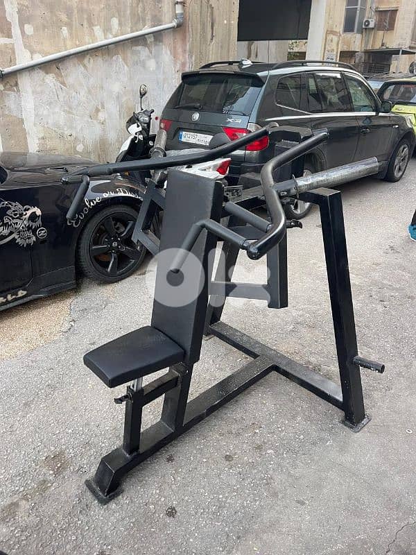 Hummer Shoulder - like new 0