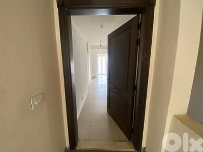 Roof for rent in Mansourieh روف للايجار في منصورية