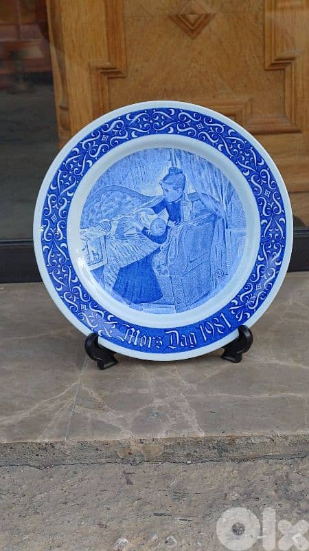 antique 0