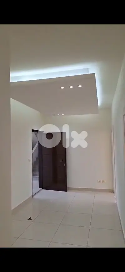 Office or Polyclinic for Rent in Dekweneh.