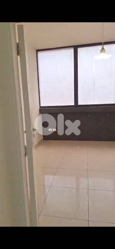 Office or Polyclinic for Rent in Dekweneh.