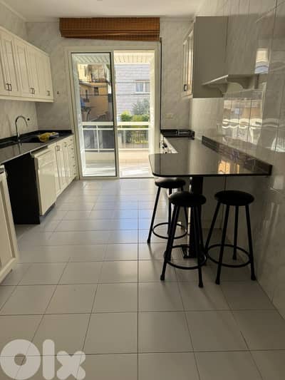 Apartment for rent in Roumieh شقة للايجار في رومية