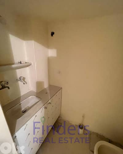 Shop for rent in Dekwaneh-Slave! !محل تجاري للإيجار في دكوانة سلاف Shop for rent in Dekwaneh-Slave! !محل تجاري للإيجار في دكوانة سلاف