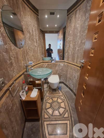 Spacious Apartment (600sqm) for Sale in Downtown Spacious Apartment (600sqm) for Sale in Downtown