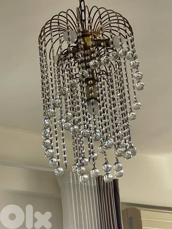 crystal chandaliers 0