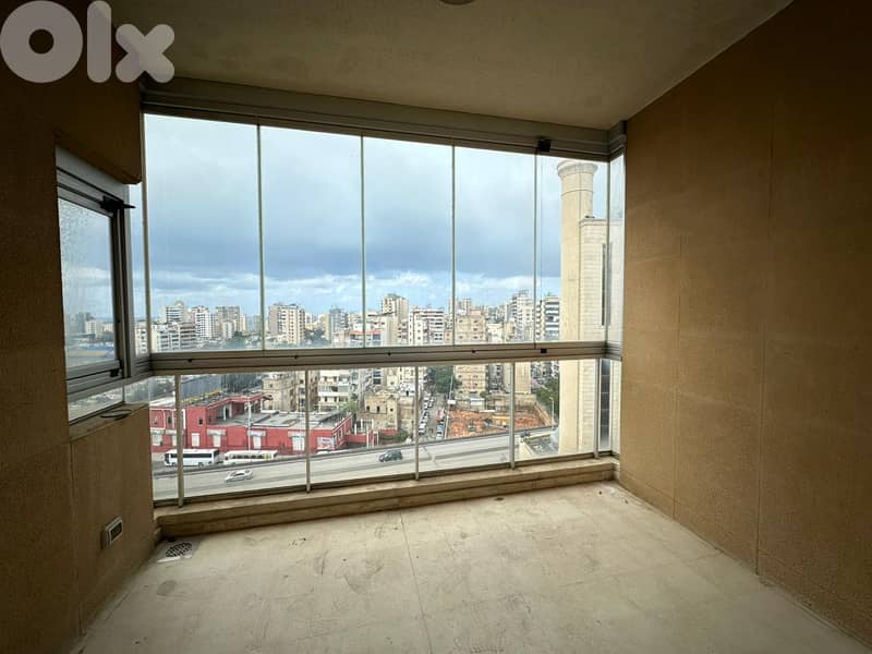 240m2 apartment for sale in Cornich Al Mazraa 0