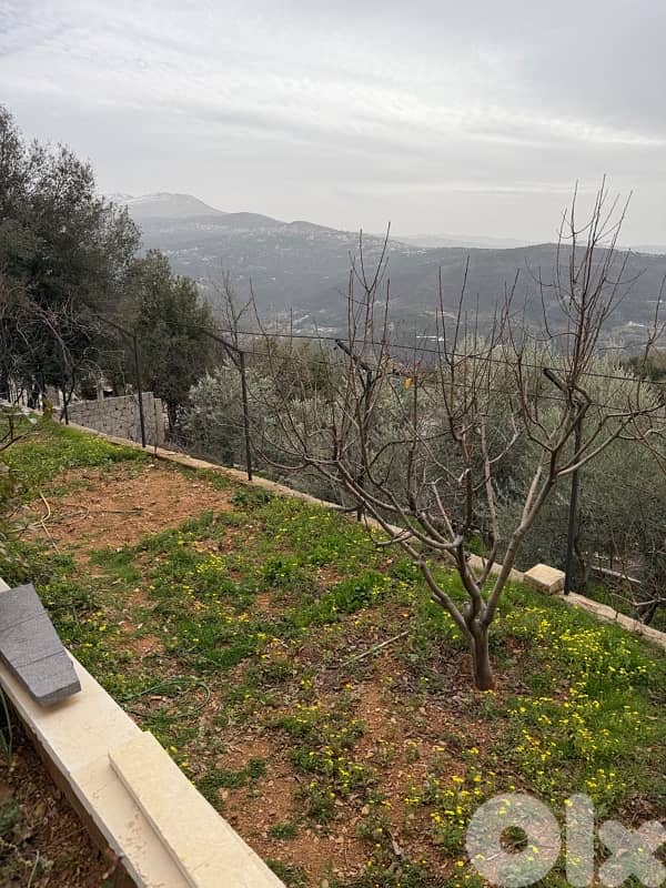 Heritage house with terrace and land for sale in Zaraoun 0