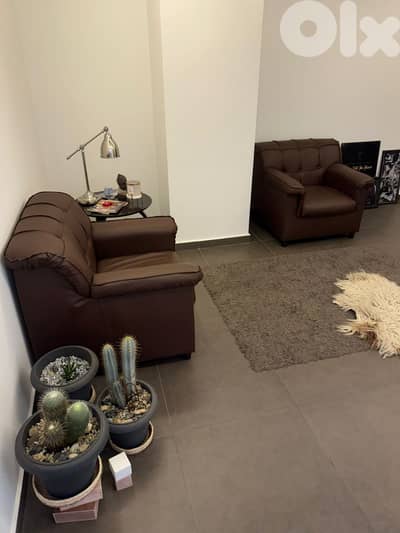 RWK121IY - Well maintained office for rent in jdaideh