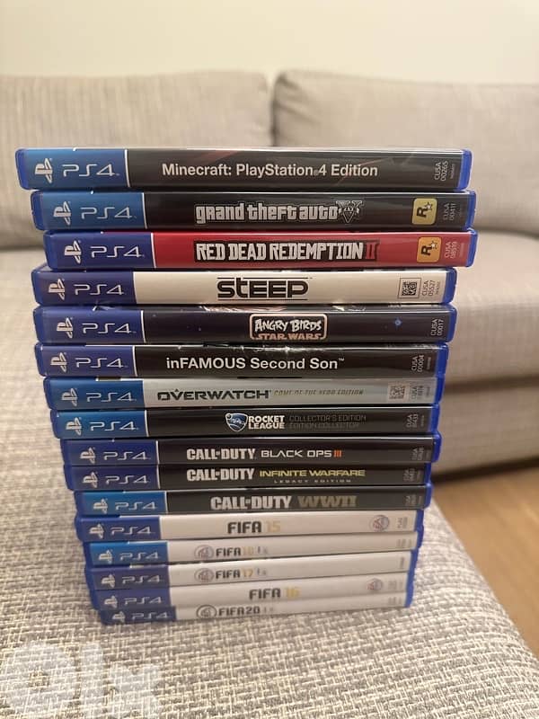 used ps4 cds clean 0