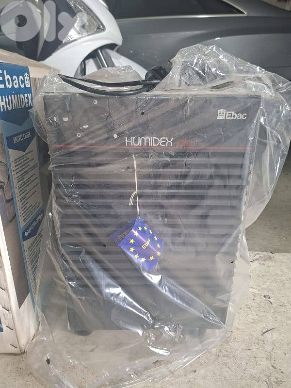 EBAC DeHUMIDIFIER NEW 0