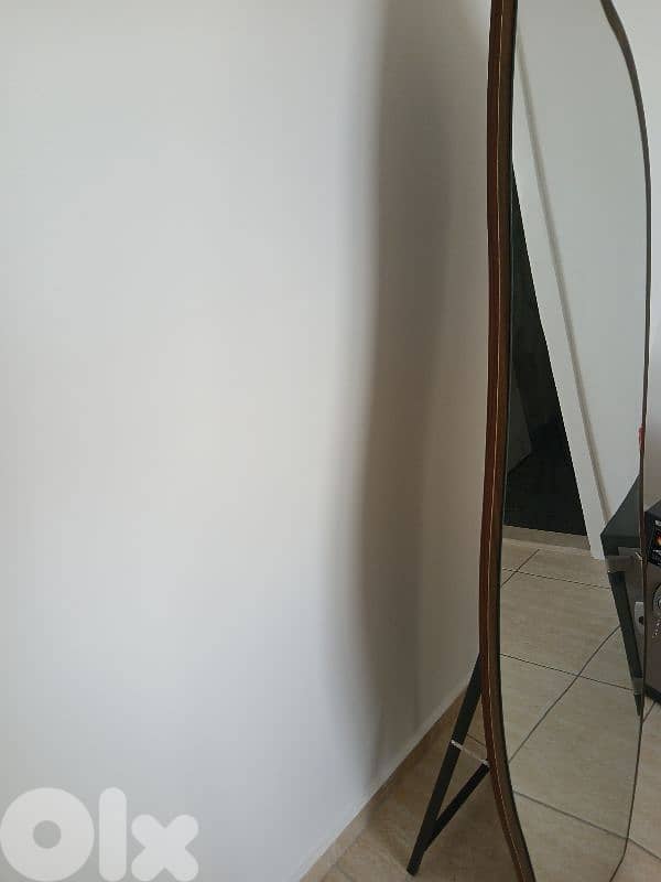 standing mirror 0