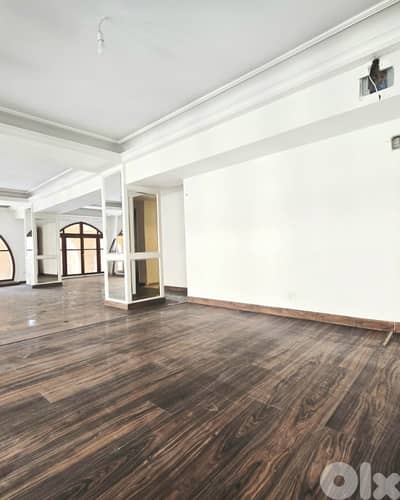 RAO26-5020 Office 220 sqm for Rent – Downtown