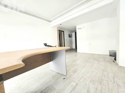 RAO26-5020 Office 220 sqm for Rent – Downtown