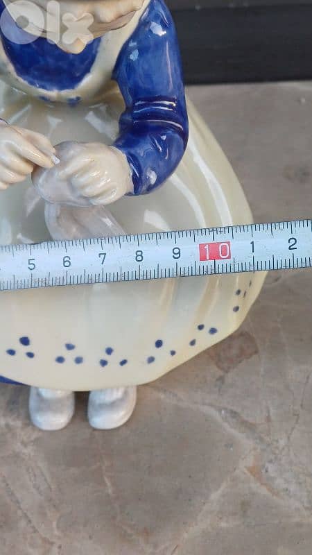 antique 10
