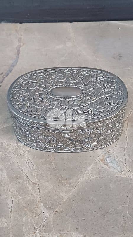 antique 3