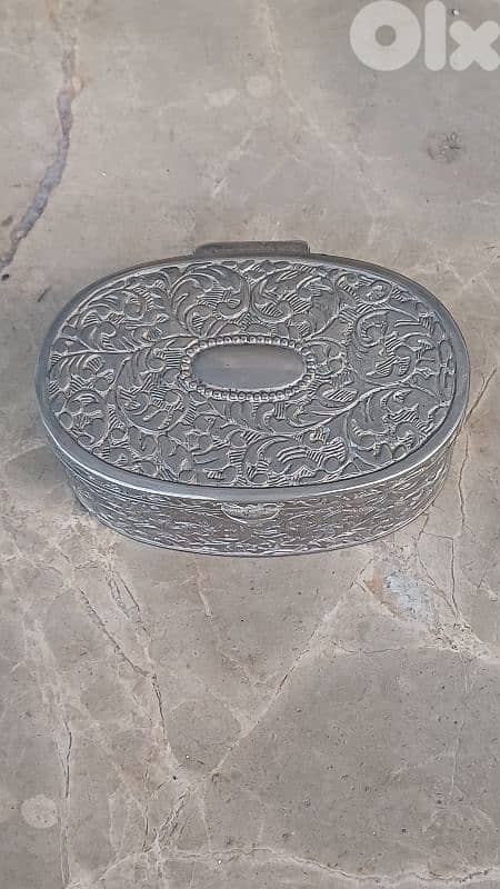 antique 5