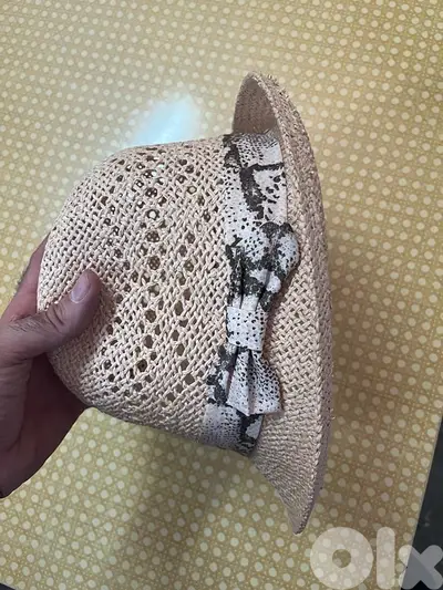 H&M woman’s hat
