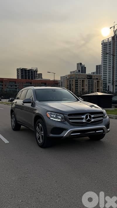 Special Offer! Mercedes-Benz GLC 300 2019 50000 miles Rear wheel drive