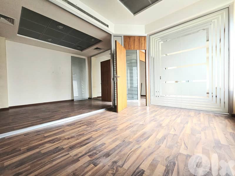 RAO26-5022 Office 100 m² for Rent – Downtown (Renovated) 0