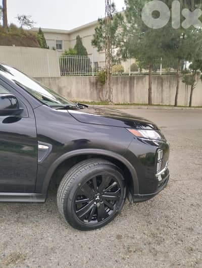 Mitsubishi Outlander Sport 2020