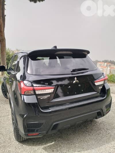 Mitsubishi Outlander Sport 2020